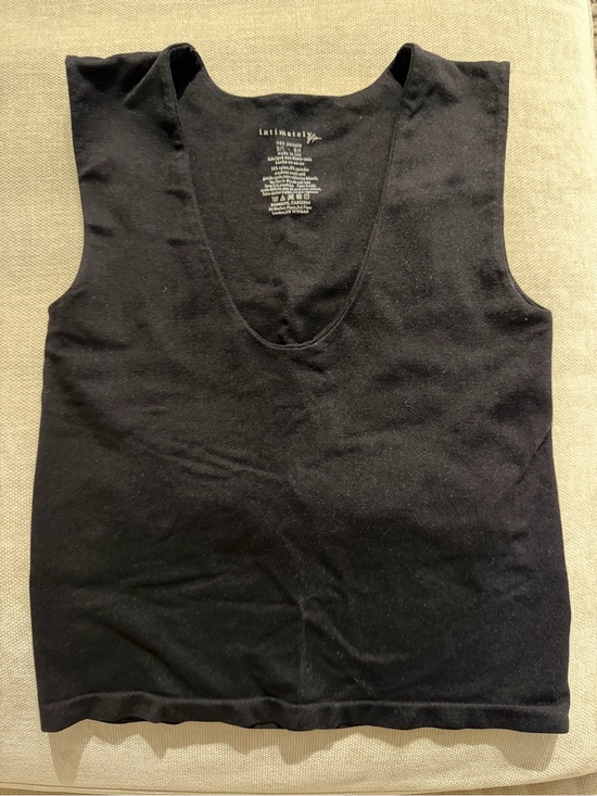Free People Tops - Free People Black V-Neck Sleeveless Tank Top